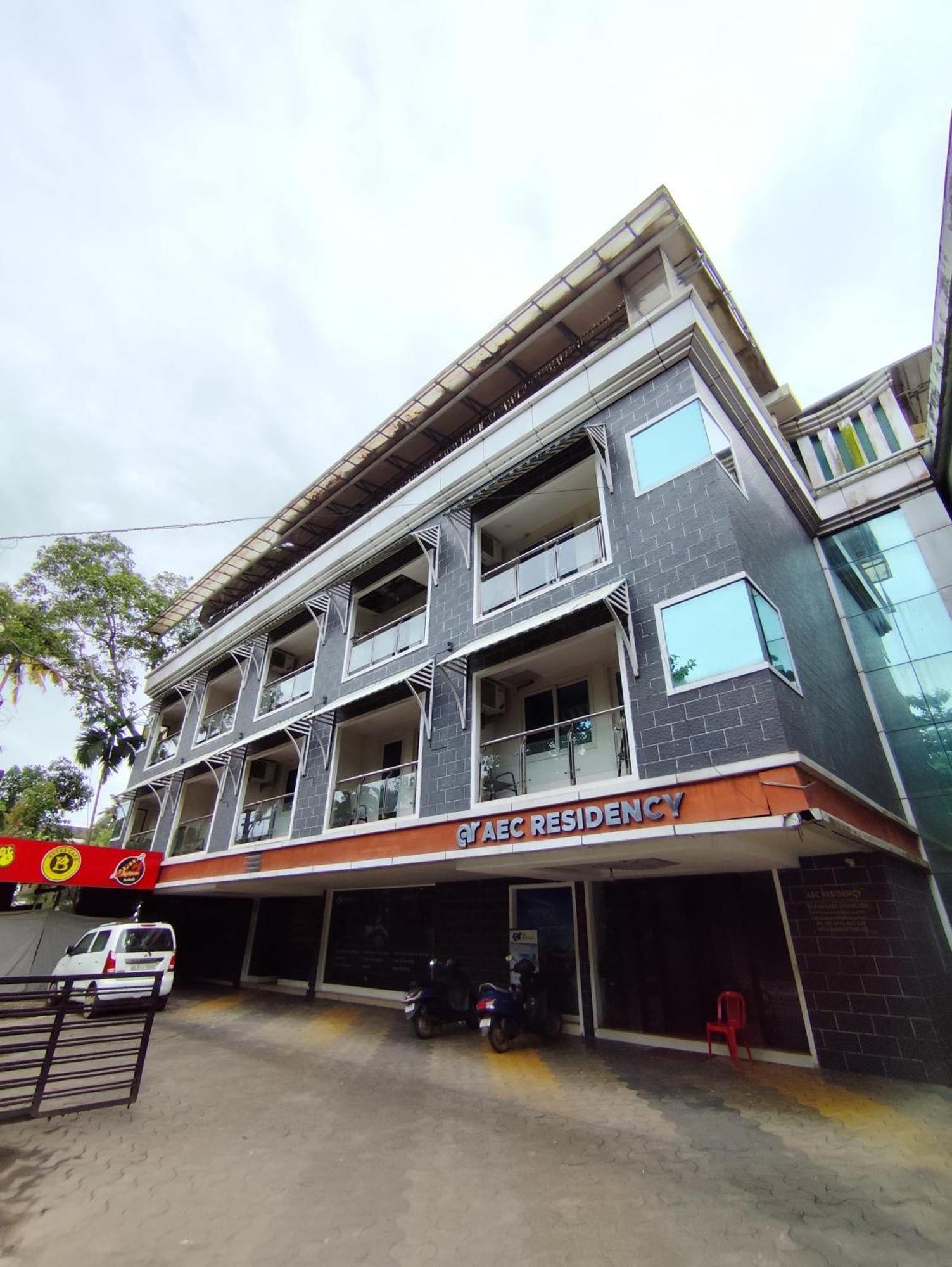 Aec Residency Hotel Alappuzha Kültér fotó