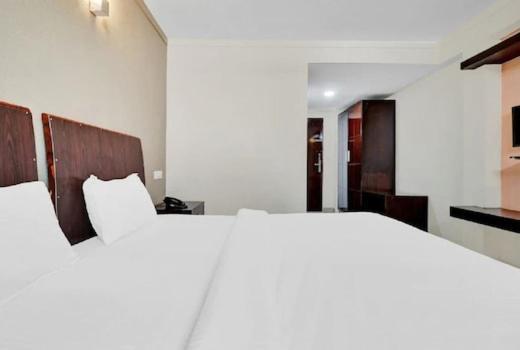 Aec Residency Hotel Alappuzha Kültér fotó
